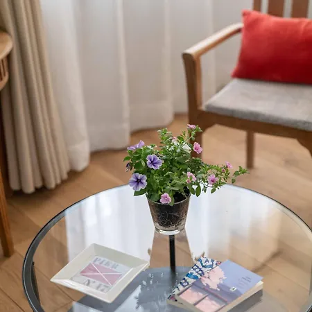 Les Petits Volets A 100m De La Apartmán Antibes