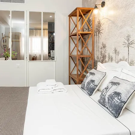 Les Petits Volets A 100m De La Apartmán *